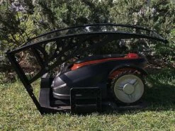 Abri Universel Pour Robot Tondeuse En Polycarbonate - Taille Médium -Entretien Du Jardin abri universel pour robot tondeuse en polycarbonate taille mdium abri universel pour robot tondeuse en matire polycarbonate 12826 0 1524219300 IMG 20180418 100325
