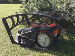 Abri Universel Pour Robot Tondeuse En Polycarbonate - Taille Médium -Entretien Du Jardin abri universel pour robot tondeuse en polycarbonate taille mdium abri universel pour robot tondeuse en matire polycarbonate 12826 0 1524219300 IMG 20180418 100338