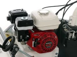 Barbieri G760 - Tondeuse Débroussailleuse Professionnelle à Marteaux - Honda GX200 28 Barbieri G760 - Tondeuse Débroussailleuse Professionnelle à Marteaux - Honda GX200 -Entretien Du Jardin barbieri g760 tondeuse dbroussailleuse professionnelle marteaux honda gx200 moteur honda gx 200 40680 10 1679302154 IMG 64181e0a860e8