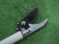 Échenilloir Avec Perche Télescopique Orientable Archman Art. 107 - Ø 15 Mm 32 Échenilloir Avec Perche Télescopique Orientable Archman Art. 107 - Ø 15 Mm -Entretien Du Jardin chenilloir avec perche tlescopique orientable archman art 107 15 mm tte de coupe inclinable avec systme cut hold 6346 1 1412343398 IMG 4984