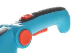 Cisaille à Batterie Pour Gazon Et Haies Gardena ComfortCut Avec Poignée - 3.6V 3Ah -Entretien Du Jardin cisaille batterie pour gazon et haies gardena comfortcut avec poigne 3 6v 3ah caractristiques principales 33605 7 1648021853 IMG 623ad15dcaf1e