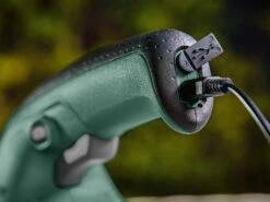 Cisaille à Batterie Pour Pelouse Bosch EasyShear - Lame Pour Pelouse Et Lame Taille-haies -Entretien Du Jardin cisaille batterie pour pelouse bosch easyshear lame pour pelouse et lame taille haies caractristiques principales 30017 2 1624357322 IMG 60d1b9ca63d27