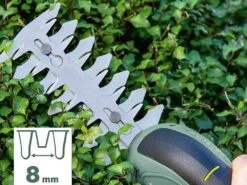 Cisaille à Batterie Pour Pelouse Bosch EasyShear - Lame Pour Pelouse Et Lame Taille-haies -Entretien Du Jardin cisaille batterie pour pelouse bosch easyshear lame pour pelouse et lame taille haies cisaille batterie bosch easyshare 30017 1 1624357322 IMG 60d1b9ca5d726