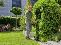 Gardena Coupe-bordure à Batterie ComfortCut 23/18 - CHARGEUR ET BATTERIE NON INCLUS -Entretien Du Jardin coupe bordure batterie comfortcut 23 18 chargeur et batterie non inclus coupe bordures batterie gardena comfortcut 23 18 batterie et chargeur non inclus 29344 1 1621594442 IMG 60a7914a9156f