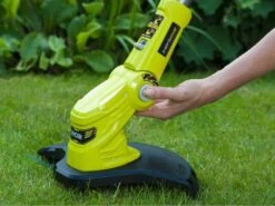 Coupe-bordure électrique à Batterie RYOBI OLT1832 - 18V - Coupe De 30 Cm - BATTERIE ET CHARGEUR NON INCLUS -Entretien Du Jardin coupe bordure lectrique batterie ryobi olt1832 18v coupe de 30 cm batterie et chargeur non inclus tte de coupe et perche 28620 3 1619444826 IMG 6086c45a1a6be