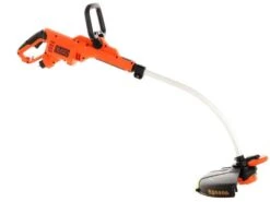 Coupe-bordures électrique Black & Decker GL7033CAKIT-QS - 700W -Entretien Du Jardin coupe bordures lectrique black decker gl7033cakit qs 700w dbroussailleuse lectrique black decker gl7033cakit qs 24651 4 1596031097 IMG 5f218079af3c1