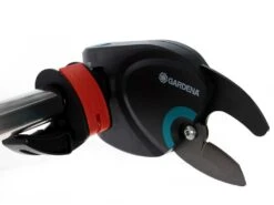 Coupe-branches Gardena StarCut 160 Plus - Sécateur Sur Perche De 160cm - Ø 32mm -Entretien Du Jardin coupe branches gardena starcut 160 plus scateur sur perche de 160cm 32mm tte de coupe inclinable 12922 1 1523268576 IMG 0440