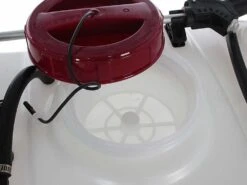 Cuve De Pulvérisation Et Désherbage 100 Litres Avec Dispositif Attelage Pompe électrique 12 V -Entretien Du Jardin cuve de pulvrisation et dsherbage 100 litres avec dispositif attelage pompe lectrique 12 v accessoires de srie 13385 1 1528104120 IMG 6583