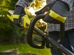 Débroussailleuse à Batterie RYOBI RY36LT33A-0 - 36V - Coupe 28-33mm - BATTERIES ET CHARGEUR NON INCLUS -Entretien Du Jardin dbroussailleuse batterie ryobi ry36lt33a 0 36v coupe 28 33mm batteries et chargeur non inclus tte de coupe et perche 28641 3 1619514099 IMG 6087d2f3c4ad0