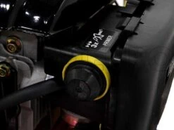 Débroussailleuse Manuelle à Roues Attila AXB 5616 F - Moteur à Essence 160 Cm3 - Faucheuse -Entretien Du Jardin dbroussailleuse manuelle roues attila axb 5616 f moteur essence 160 cm3 faucheuse moteur de 160 cm3 10961 1 1502119573 IMG 2559