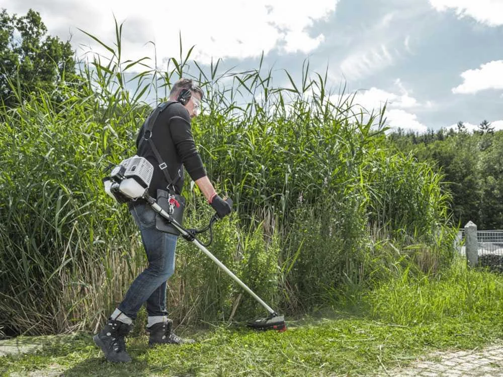 Débroussailleuse Thermique AL-KO BC 400 B - 40 Cm3 - 2 Temps - Double Poignée 2 Débroussailleuse Thermique AL-KO BC 400 B - 40 Cm3 - 2 Temps - Double Poignée – Image 2