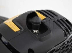 Débroussailleuse Thermique McCulloch B 26 PS - Fractionnable En 2 Parties + Lame 4 Dents -Entretien Du Jardin dbroussailleuse thermique mcculloch b 26 ps fractionnable en 2 parties lame 4 dents le moteur mcculloch 5680 1 1399283212 decespugliatore mcculloch b26ps 13