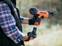 Lieuse Pour Vignoble électrique à Batterie Bahco BCL40IB- 2 Batteries Et Chargeur Inclus -Entretien Du Jardin lieuse pour vignoble lectrique batterie bahco bcl40ib 2 batteries et chargeur inclus lieuse pour vignes batterie bahco bcl40ib 28085 0 1617786453 IMG 606d7655c96b1