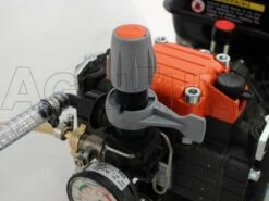 Moto-pompe Pour Chariot De Pulvérisation Comet MP 30 - Loncin G 200 F - 120 L -Entretien Du Jardin moto pompe pour chariot de pulvrisation comet mp 30 loncin g 200 f 120 l pompe comet mp 30 5342 2 1393500882 MP30 LONCIN G120 120lt 21