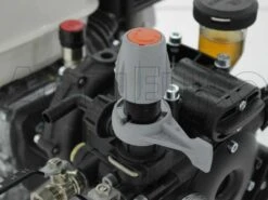 Motopompe De Pulvérisation Comet APS 41 Honda Gx 160 Sur Chariot Dal Degan Avec Réservoir 150 L -Entretien Du Jardin motopompe de pulvrisation comet aps 41 honda gx 160 sur chariot dal degan avec rservoir 150 l pompe comet aps 41 7137 2 1427806518 pompa aps41 gp160 n 01