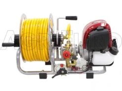 Motopompe De Pulvérisation GeoTech SP 40 4Savec Moteur Thermique 4 Temps - 15/25 Bars -Entretien Du Jardin motopompe de pulvrisation geotech sp 40 4savec moteur thermique 4 temps 15 25 bars motopompe geotech sp 40 4s 9300 0 1475073748 IMG 5173