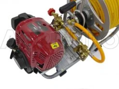 Motopompe De Pulvérisation GeoTech SP 40 4Savec Moteur Thermique 4 Temps - 15/25 Bars -Entretien Du Jardin motopompe de pulvrisation geotech sp 40 4savec moteur thermique 4 temps 15 25 bars pompe de type lourd 9300 8 1475077525 P1390001