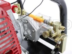 Motopompe équipée GeoTech SP26 2T Avec Moteur Thermique 2 Temps - 15/25 Bars -Entretien Du Jardin motopompe quipe geotech sp26 2t avec moteur thermique 2 temps 15 25 bars la pompe 7258 2 1429278087 IMG 6268