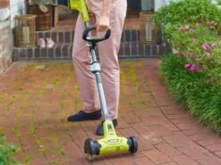 Nettoyeur De Joints à Batterie RYOBI RY18PCA-120 - 18V - 2Ah -Entretien Du Jardin nettoyeur de joints batterie ryobi ry18pca 120 18v 2ah tte et perche 29229 15 1621498197 IMG 60a619558244f