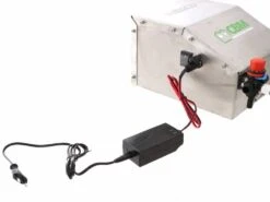 Pompe à Batterie Pour Chariot De Pulvérisation Comet CBM 1200 HP -Entretien Du Jardin pompe batterie pour chariot de pulvrisation comet cbm 1200 hp moteur batterie 24593 3 1596811216 IMG 5f2d67d0c9279