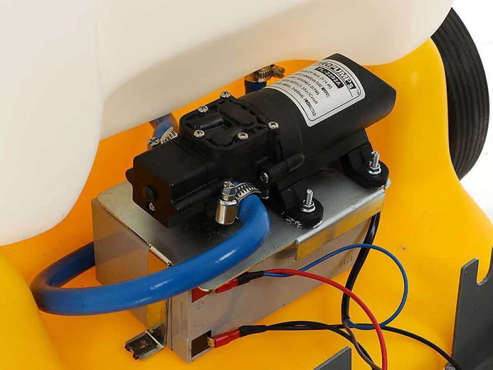 Pompe De Pulvérisation à Batterie à Trolley ARCO Froggy Eco 12 Volt - Réservoir 20 Lt 10 Pompe De Pulvérisation à Batterie à Trolley ARCO Froggy Eco 12 Volt - Réservoir 20 Lt – Image 10