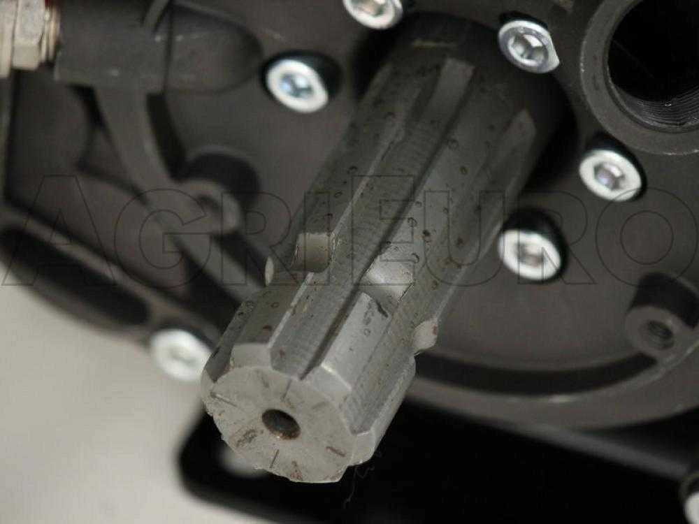 Pompe De Pulvérisation Comet APS 71 Avec Attelage Tracteur – Haute Pression 14 Pompe De Pulvérisation Comet APS 71 Avec Attelage Tracteur – Haute Pression – Image 14