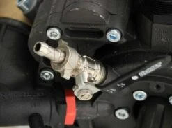 Pompe De Pulvérisation Comet APS 96 Avec Attelage Tracteur – Haute Pression -Entretien Du Jardin pompe de pulvrisation comet aps 96 avec attelage tracteur haute pression caractristiques 5505 1 1396000243 pompa a trattore comet APS 96 19