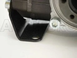 Pompe De Pulvérisation Comet MP 20 Avec Attelage Tracteur – Pression Moyenne -Entretien Du Jardin pompe de pulvrisation comet mp 20 avec attelage tracteur pression moyenne caractristiques 5480 1 1395853108 pompa a trattore comet MP2020 20