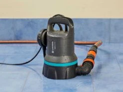 Pompe Immergée Pour Eaux Claires Gardena 9000 Art. 9030-20 -Entretien Du Jardin pompe immerge pour eaux claires gardena 9000 art 9030 20 pompe immersion gardena 9000 pour eaux claires 29185 1 1621332677 IMG 60a392c5564ca