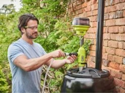 Pompe Immergée Pour Eaux Claires RYOBI RY18STPA-0 18V - 2Ah