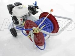 Pulvérisateur Thermique Sur Brouette Comet MC 25 - Moteur Essence Honda GP 160 -Entretien Du Jardin pulvrisateur thermique sur brouette comet mc 25 moteur essence honda gp 160 pompe comet mc25 avec moteur honda gp 160 sur brouette 2093 0 1427875342 pompa carrello mc25 gp160 n 32