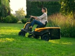 Rider Tracteur Tondeuse Stiga SWIFT 372e - Batteries EPower - Largeur De Coupe 72 Cm -Entretien Du Jardin rider tracteur tondeuse stiga swift 372e batteries epower largeur de coupe 72 cm les systemes de coupe 40493 6 1678443872 IMG 640b056041119