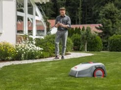 Robot Tondeuse Robolinho AL-KO 500 W - Tondeuse Avec Fil Périmétrique -Entretien Du Jardin robot tondeuse robolinho al ko 500 w tondeuse avec fil primtrique guidez et contrlez votre robot votre smartphone 28449 31 1619085351 IMG 60814827e8eb0
