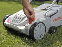 Scarificateur électrique IKRA IEVL 1532 - Scarificateur Et Aérateur - 1500 Watts -Entretien Du Jardin scarificateur electrique ikra ievl 1532 scarificateur et aerateur 1500 watts scarificateur electrique ikra ievl 1532 18640 4 1573555512 71UBQdjgnPL. AC SL1000