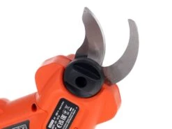 Sécateur De Taille à Batterie Black & Decker BCPP18D1-QW - Taille 25 Mm - Batterie De 18 V- 2.0 Ah -Entretien Du Jardin scateur de taille batterie black decker bcpp18d1 qw taille 25 mm batterie de 18 v 2 0 ah caractristiques principales 40572 13 1678784239 IMG 641036ef759c4