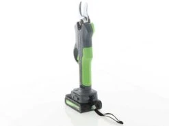 Sécateur électrique à Batterie Verdemax FE20 - Batterie De 20V 2Ah - Ø 30mm -Entretien Du Jardin scateur lectrique batterie verdemax fe20 batterie de 20v 2ah 30mm scateur batterie verdemax fe20 33171 1 1645610043 IMG 6216043bf411b