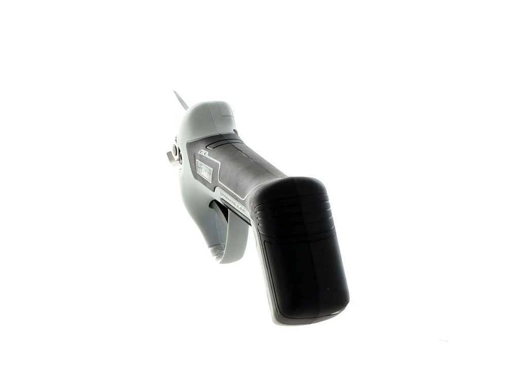 Sécateur électrique à Batterie Volpi KV220 - Avec Batterie Intégrée De 7.2V/4.0 Ah 16 Sécateur électrique à Batterie Volpi KV220 - Avec Batterie Intégrée De 7.2V/4.0 Ah – Image 16