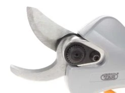 Sécateur électrique De Taille à Batterie Volpi KV380 - 2 Batteries De 21,6 V Et 2,5 Ah -Entretien Du Jardin scateur lectrique de taille batterie volpi kv380 2 batteries de 21 6 v et 2 5 ah points forts 27277 3 1673539073 IMG 63c02e01dbd1a