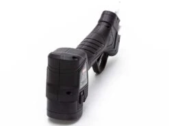 Sécateur électrique De Taille LISAM TL 26 - 2X16.8V 2.5Ah -Entretien Du Jardin scateur lectrique de taille lisam tl 26 2x16 8v 2 5ah scateur lectrique de taille lisam tl 26 39515 1 1674139322 IMG 63c956ba54ea4