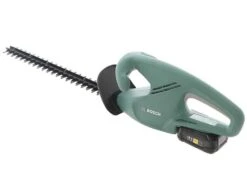 Taille-haie à Batterie Au Lithium BOSCH EasyHedgeCut 18-45 - Lamier 45 Cm - SANS BATTERIE 29 Taille-haie à Batterie Au Lithium BOSCH EasyHedgeCut 18-45 - Lamier 45 Cm - SANS BATTERIE -Entretien Du Jardin taille haie batterie au lithium bosch easyhedgecut 18 45 lamier 45 cm sans batterie taille haie easyhedgecut 18 45 17778 1 1565938419 17356 1 1562162640 IMG 0361