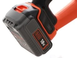 Taille-haie électrique à Batterie Black & Decker GTC18504PC-QW 18V - Batterie 4Ah - Lamier 50 Cm -Entretien Du Jardin taille haie lectrique batterie black decker gtc18504pc qw 18v batterie 4ah lamier 50 cm moteur lectrique et batterie 17386 7 1562315836 IMG 0894