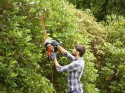 Taille-haie électrique Black & Decker BEHTS401-QS De 500 W Ave Lamier De 55 Cm