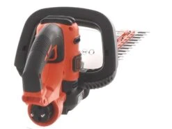 Taille-haie électrique Black & Decker BEHTS451-QS De 550 W Avec Lamier 60 Cm -Entretien Du Jardin taille haie lectrique black decker behts451 qs de 550 w avec lamier 60 cm moteur lectrique 17310 1 1561972118 IMG 9415