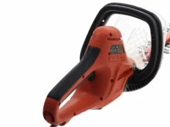Taille-haie électrique Black & Decker GT7030-QS - 700W Avec Lamier De 70 Cm -Entretien Du Jardin taille haie lectrique black decker gt7030 qs 700w avec lamier de 70 cm moteur lectrique 17330 12 1562078715 dwqvevqve