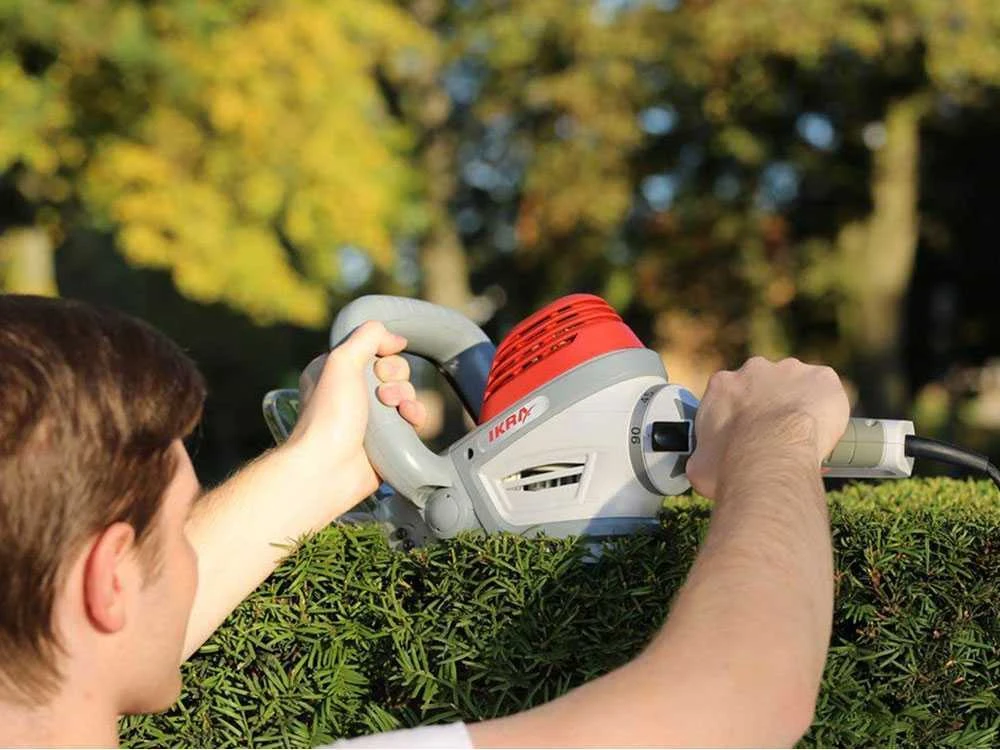 Taille-haie électrique IKRA IHS 600 - Puissance 50V - 600 W Avec Lamier De 55 Cm 3 Taille-haie électrique IKRA IHS 600 - Puissance 50V - 600 W Avec Lamier De 55 Cm – Image 3