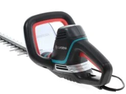 Gardena Taille-haie électrique PowerCut 700/65 De 700W Avec Lamier De 65 Cm -Entretien Du Jardin taille haie lectrique powercut 700 65 de 700w avec lamier de 65 cm moteur lectrique 16110 1 1554276499 IMG 9713