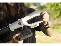 Taille-haie Sur Perche Télescopique à Batterie IKRA ICPH 2040 -Entretien Du Jardin taille haie sur perche tlescopique batterie ikra icph 2040 perche et poigne 27968 3 1617267697 IMG 60658bf1221b7