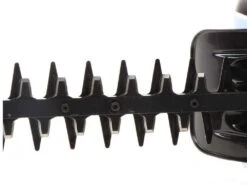 Taille-haie Thermique 2 Temps IKRA IPHT 2660 -Entretien Du Jardin taille haie thermique 2 temps ikra ipht 2660 taille haie thermique ikra ipht 2660 24906 0 1598260537 IMG 5f438539091e7