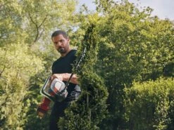 Taille-haies à Batterie HENX H36XZA24-G - Lame De 61 Cm - SANS CHARGEUR NI BATTERIE -Entretien Du Jardin taille haies batterie henx h36xza24 g lame de 61 cm sans chargeur ni batterie taille haie batterie stiga sht 500 ae avec lame de 61 cm 27558 5 1615564511 IMG 604b8edf63a08