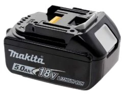 Taille-haies à Batterie Multifonctions Makita DUX18Z - 18V 5Ah -Entretien Du Jardin taille haies batterie multifonctions makita dux18z 18v 5ah chargeur makita batterie 18v 5ah 38320 12 1667566931 IMG 63650d53e44bd